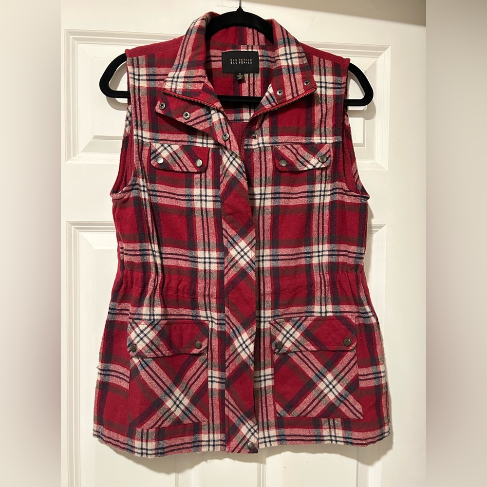 Like New Blu Pepper Aztec Embroidered Plaid Flannel Women’s Vest Size Medium - Picture 3 of 16